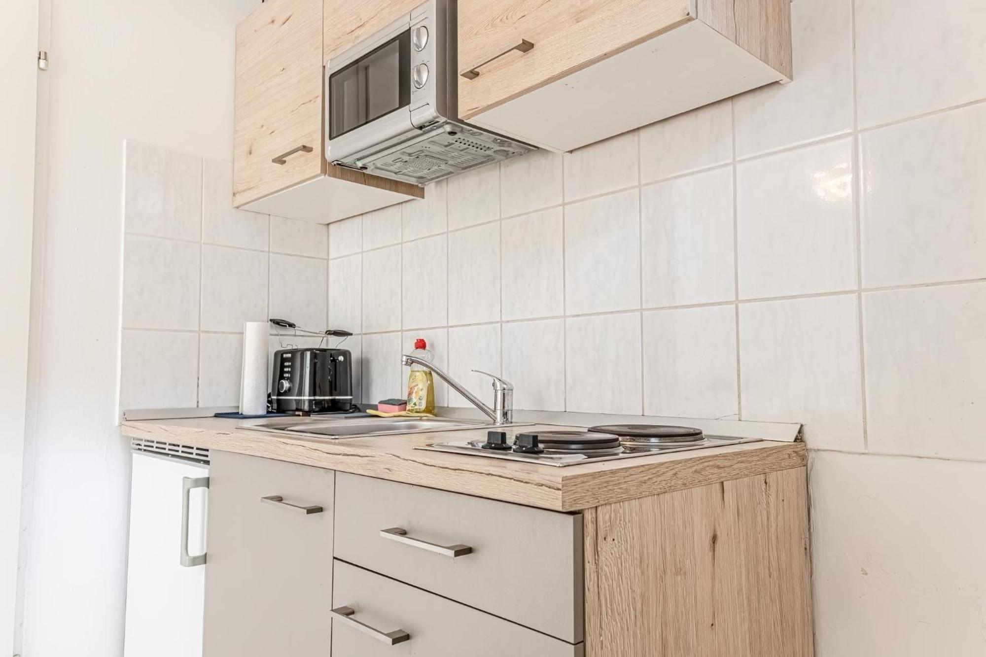 Vibes: 1br Apt, 10 Min To Westbahnhof * Vienne